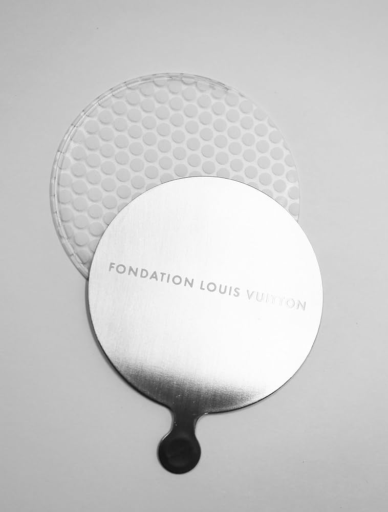 Amazon.co.jp: Fondation Louis Vuitton ルイヴィトン美術館